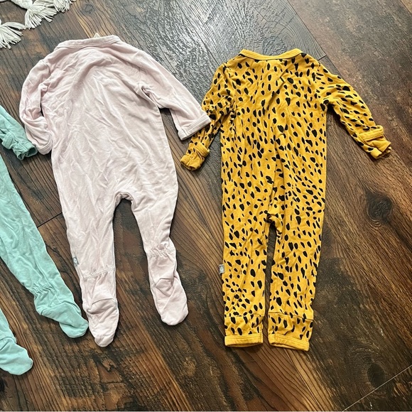 Lot of 4 Kyte Baby Play and Sleep Zippies size NB - Picture 7 of 8